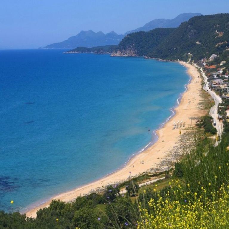 Villa Giovanni Paralia Vrachou Dış mekan fotoğraf