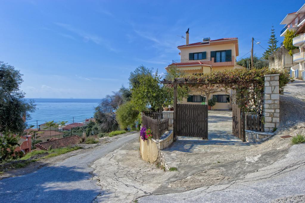 Villa Giovanni Paralia Vrachou Dış mekan fotoğraf