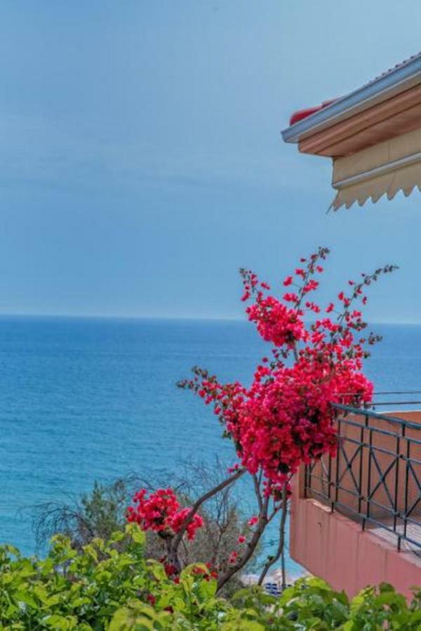 Villa Giovanni Paralia Vrachou Dış mekan fotoğraf